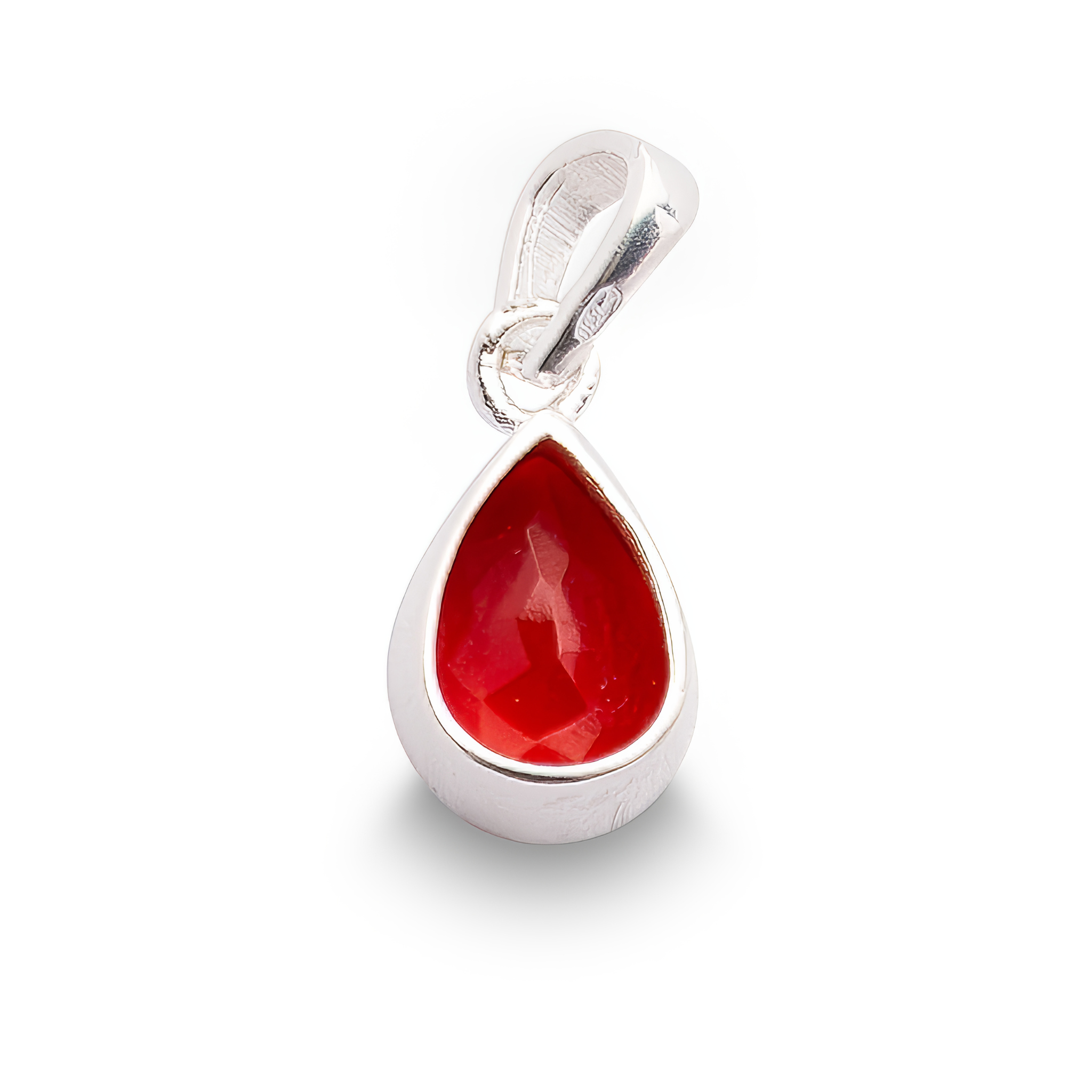 Elegant sterling silver pendant featuring a pear-shaped deep orange carnelian gemstone in a bezel setting. A minimalist and timeless design inspired by Nordic aesthetics, perfect for adding a touch of warmth and sophistication to any look.